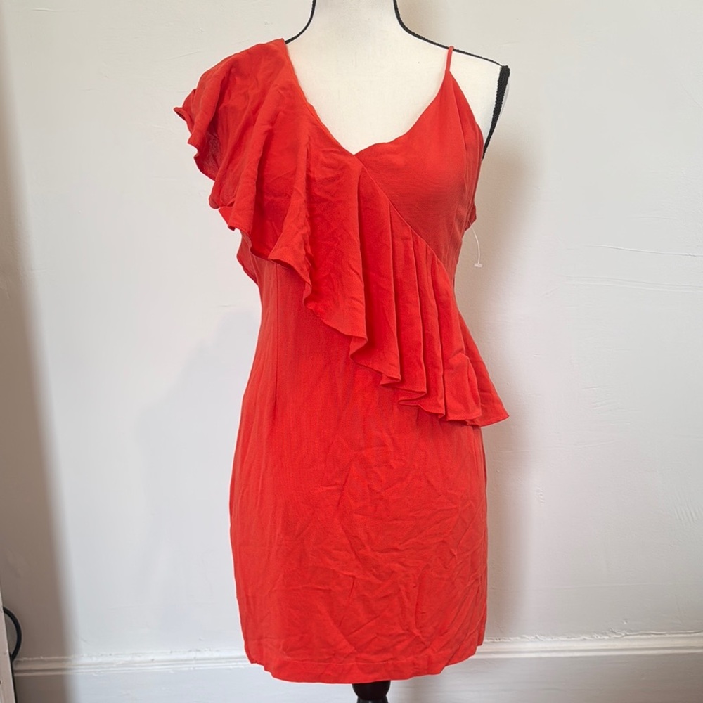 DO+BE Elegant Red Ruffled Dress